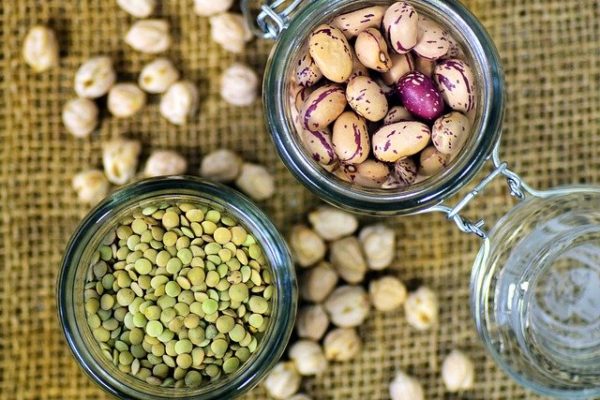 Salute e cucina al  tempo  del COVID. Legumi e dintorni
