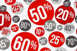 Saldi rinviati di un mese in Emilia Romagna, forti dubbi delle associazioni dei consumatori