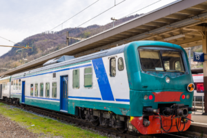 La ferrovia Modena-Sassuolo chiude parzialmente per un anno. I disagi degli utenti e le prospettive di questa importante tratta