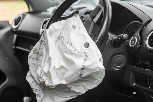 Richiamo auto Citroën e DS Automobiles: aumentano le segnalazioni e i disagi dei cittadini, ma nessuna reale risposta dalle case automobilistiche coinvolte. Federconsumatori avvierà ogni iniziativa utile a far valere i diritti dei cittadini interessati.