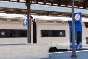 Dal 1° febbraio aumentano le tariffe di Trenitalia Tper. Federconsumatori: un adeguamento tariffario che deve servire a migliorare la qualità del servizio sulle tratte di proprietà regionale